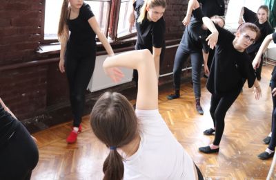 Театр-студия «ТиМ». Тренинг актрис театра «Ковчег» Евгении Разумной и Юлии Макаровой
