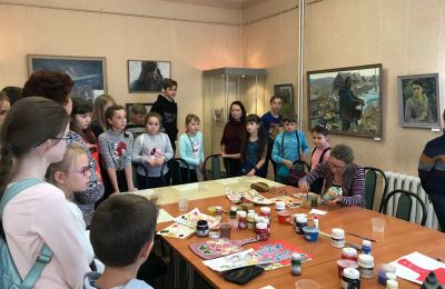 Экскурсия изостудии «Акварель» Дома художественного творчества детей в Государственный Художественный музей