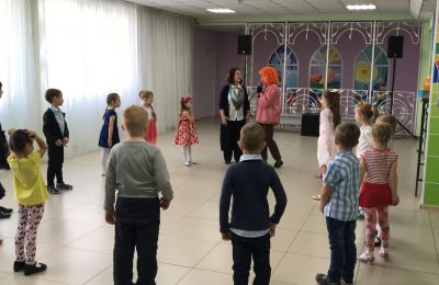 Посвящение юных художников в студийцы «Акварели»