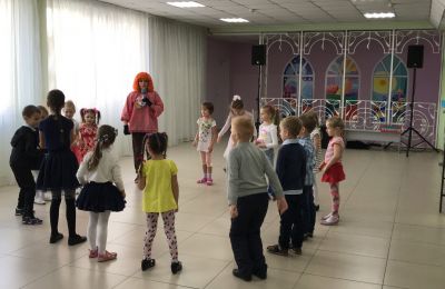 Посвящение юных художников в студийцы «Акварели»