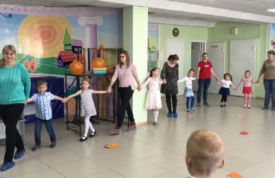 Посвящение юных художников в студийцы «Акварели»
