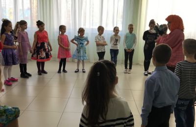 Посвящение юных художников в студийцы «Акварели»