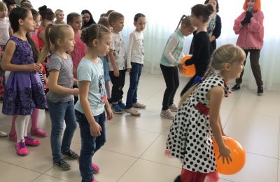 Посвящение юных художников в студийцы «Акварели»
