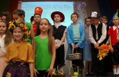 Музыкальный спектакль студии «Гармония» Дома художественного творчества детей Индустриального района города Барнаула