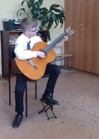 Академический концерт в музыкальной студии «Гармония» дома художественного творчества детей города Барнаула