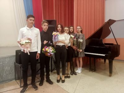 Выпускники музыкальной студии Гармония
