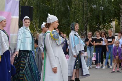 День открытых дверей в школе юного модельера Мой стиль Дома художественного творчества детей города Барнаула