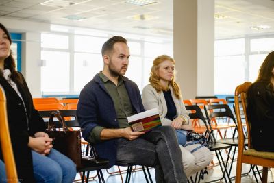 Школа юного модельера «Мой стиль» Дома художественного творчества детей Индустриального района на региональном отборочном этапе XII Международного конкурса молодых дизайнеров «Русский Силуэт» в городе Барнауле. 2018 год