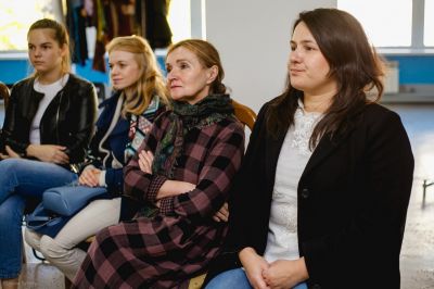 Школа юного модельера «Мой стиль» Дома художественного творчества детей Индустриального района на региональном отборочном этапе XII Международного конкурса молодых дизайнеров «Русский Силуэт» в городе Барнауле. 2018 год