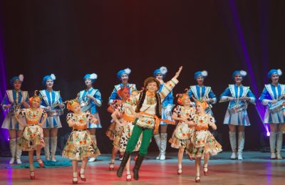 Коллектив «Росинки» ДХТД Барнаула на сценах города