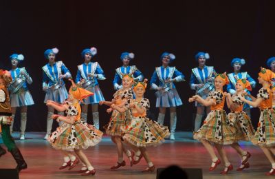 Коллектив «Росинки» ДХТД Барнаула на сценах города