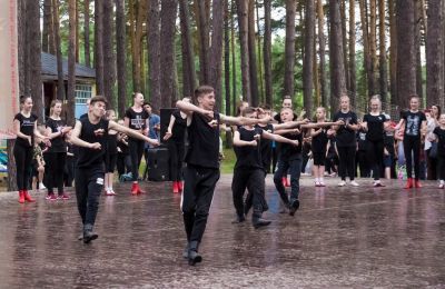 Ансамбль народного танца «РОСИНКИ». Летняя танцевальная школа «Рассвет»