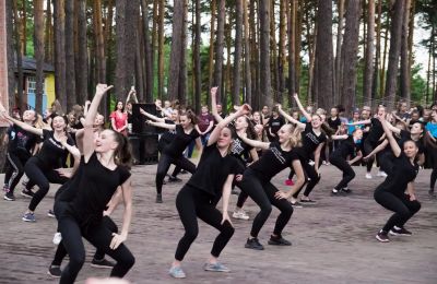 Ансамбль народного танца «РОСИНКИ». Летняя танцевальная школа «Рассвет»