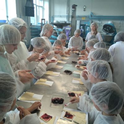 ГОЛ «Лира» Дома художественного творчества детей в пекарне «Гудвилл»
