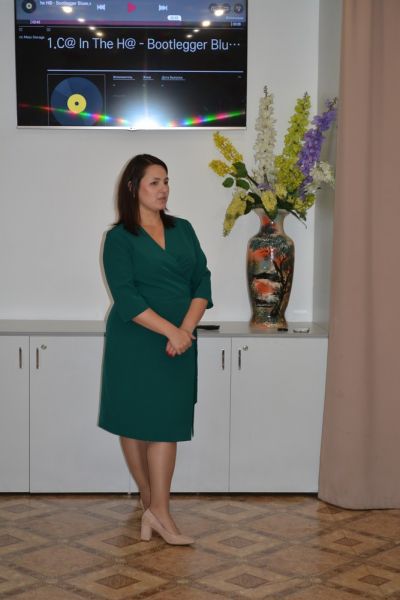 Экскурсия в Дом художественного творчества детей города Барнаула параллели 1-ых классов СОШ № 117