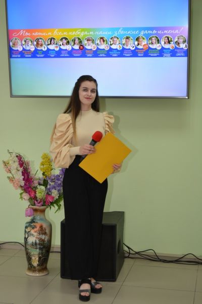 Вручение сертификатов лучшим учащимся ДХТД
