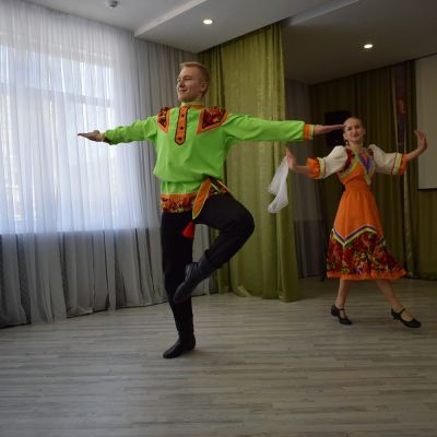 «Искусство творит добро» для Барнаульских центров помощи детям