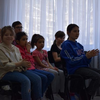 «Искусство творит добро» для Барнаульских центров помощи детям