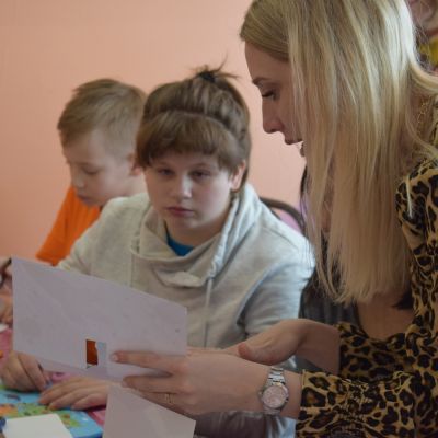 «Искусство творит добро» для Барнаульских центров помощи детям