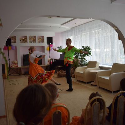 «Искусство творит добро» для Барнаульских центров помощи детям