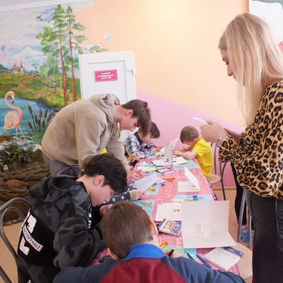 «Искусство творит добро» для Барнаульских центров помощи детям