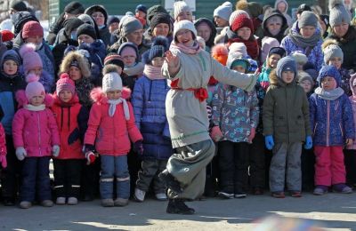 Коллективы Дома художественного творчества детей на масленичных гуляньях