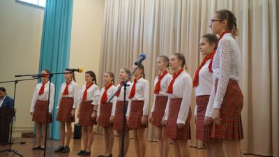 Районный этап окружного фестиваля патриотической песни им. В. Завьялова среди ОУ Индустриального района.