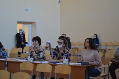 Районный этап окружного фестиваля патриотической песни им. В. Завьялова среди ОУ Индустриального района.