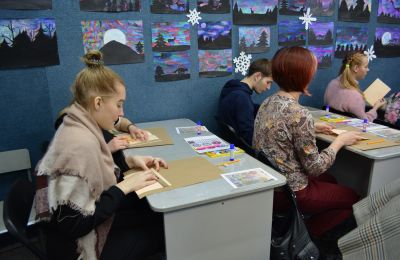 Арт-акция «Искусство творит добро» в Доме художественного творчества детей