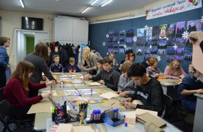 Арт-акция «Искусство творит добро» в Доме художественного творчества детей
