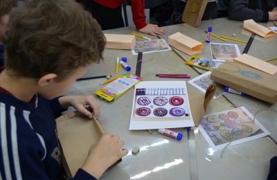 Арт-акция «Искусство творит добро» в Доме художественного творчества детей