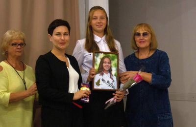 Открытие галереи славы Дома художественного творчества детей
