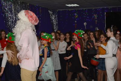 Новогодняя дискотека в ДХТД
