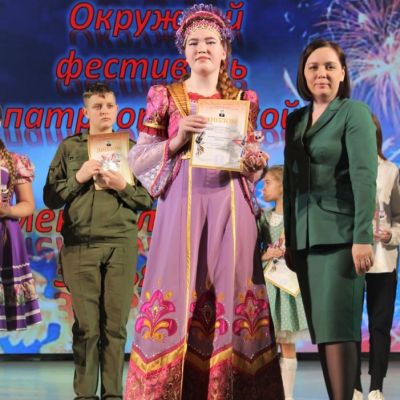 «Нет земли краше, чем страна наша!»