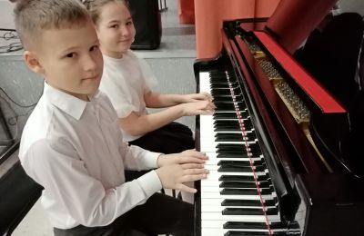 Весенний фестиваль в Гармонии