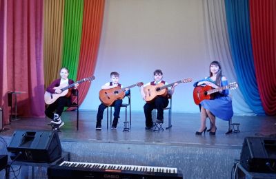 Весенний фестиваль в Гармонии
