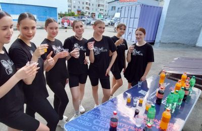 «Это у нас семейное» - так назывался фестиваль-ярмарка искусств, посвящённый Году семьи, который прошёл в «Доме художественного творчества детей»