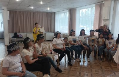 «Это у нас семейное» - так назывался фестиваль-ярмарка искусств, посвящённый Году семьи, который прошёл в «Доме художественного творчества детей»