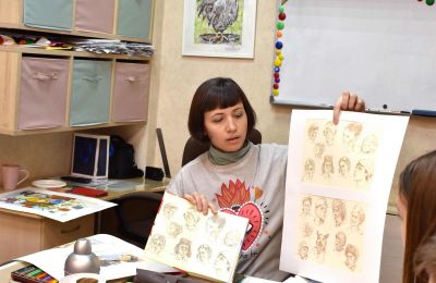 Художник-график Ксения Паршина в гостях у наших студийцев