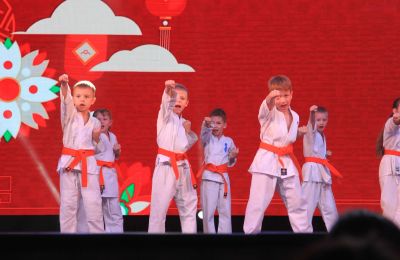 Состоялось! Свершилось! Отгремело наше карапуз – шоу «МАЛЕНЬКИЕ ВЕЛИКАНЫ»