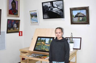 На выставке «Разные миры»