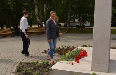 В сердцах навеки