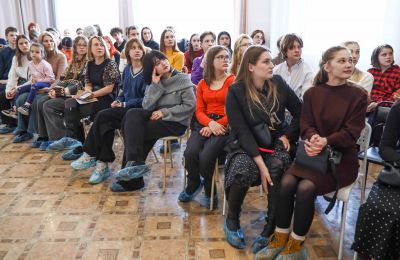 Церемония открытия выставки учебных и творческих работ студентов кафедры дизайна и архитектуры, кафедры графики и анимации «Алтайского государственного института культуры»