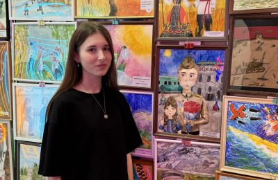Каникулы изостудии «Акварель» с пользой