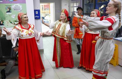«Неюбилей в кругу друзей»