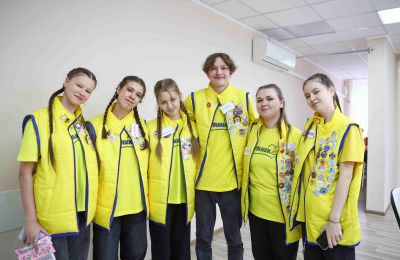 «Неюбилей в кругу друзей»
