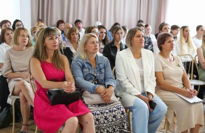 Традиционный августовский педагогический совет прошел в Доме художественного творчества детей