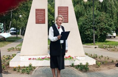 «Сегодня снова — День напоминаний О подвиге и доблести отцов!»