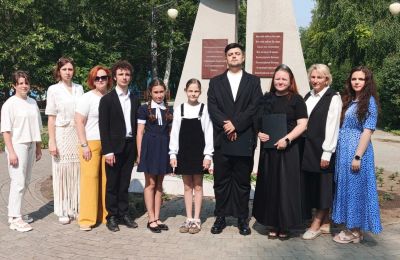 «Сегодня снова — День напоминаний О подвиге и доблести отцов!»