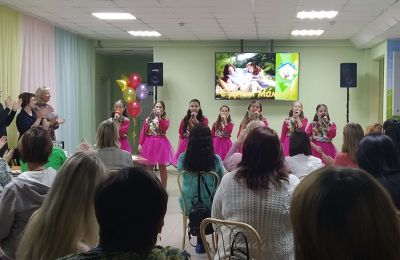 Торжественное собрание, посвященное Дню мам  «Вместе мы большая сила»